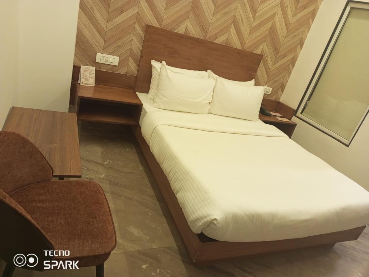 Hotel Kadamb Tree Jabalpur Εξωτερικό φωτογραφία