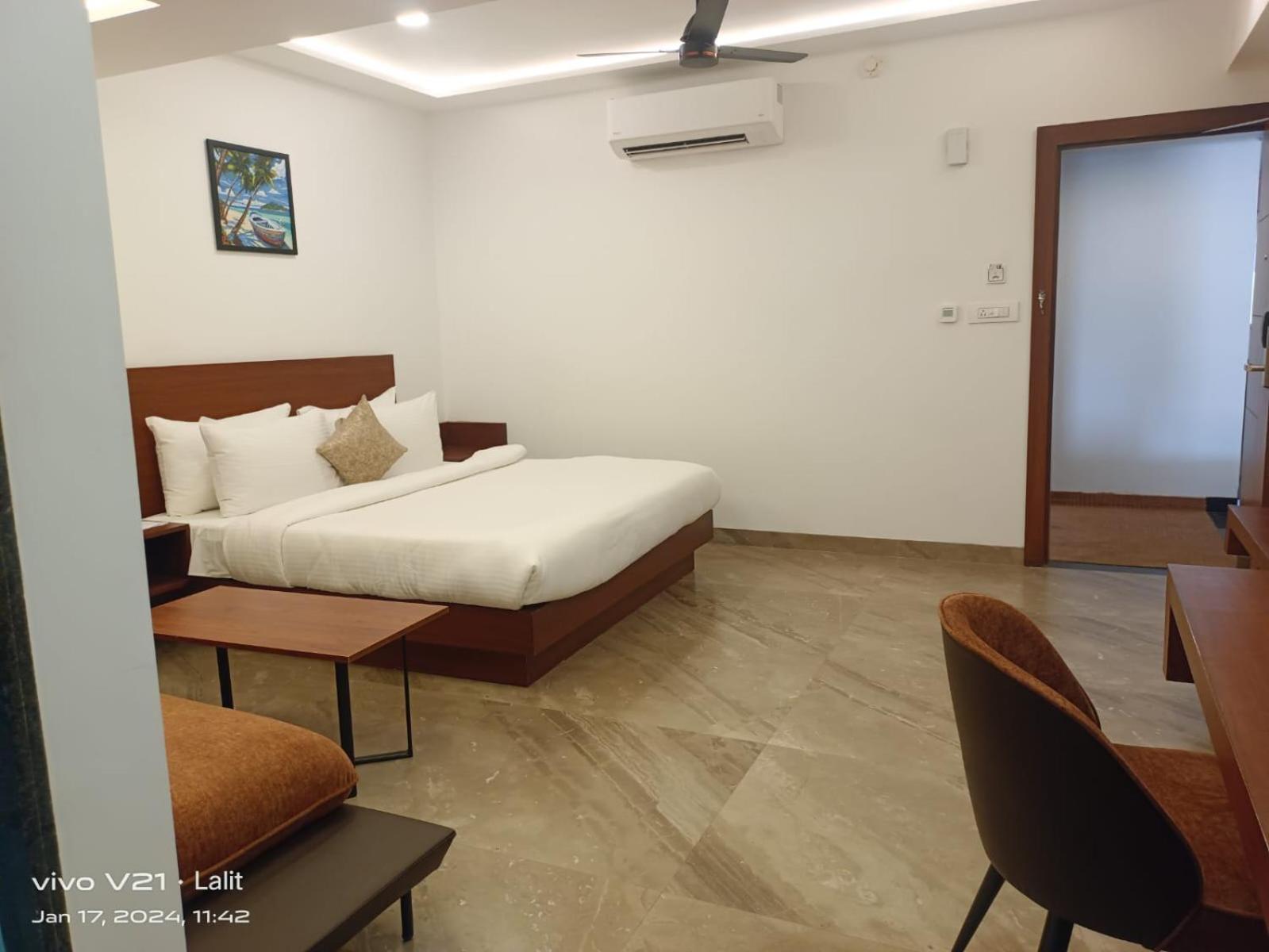 Hotel Kadamb Tree Jabalpur Εξωτερικό φωτογραφία