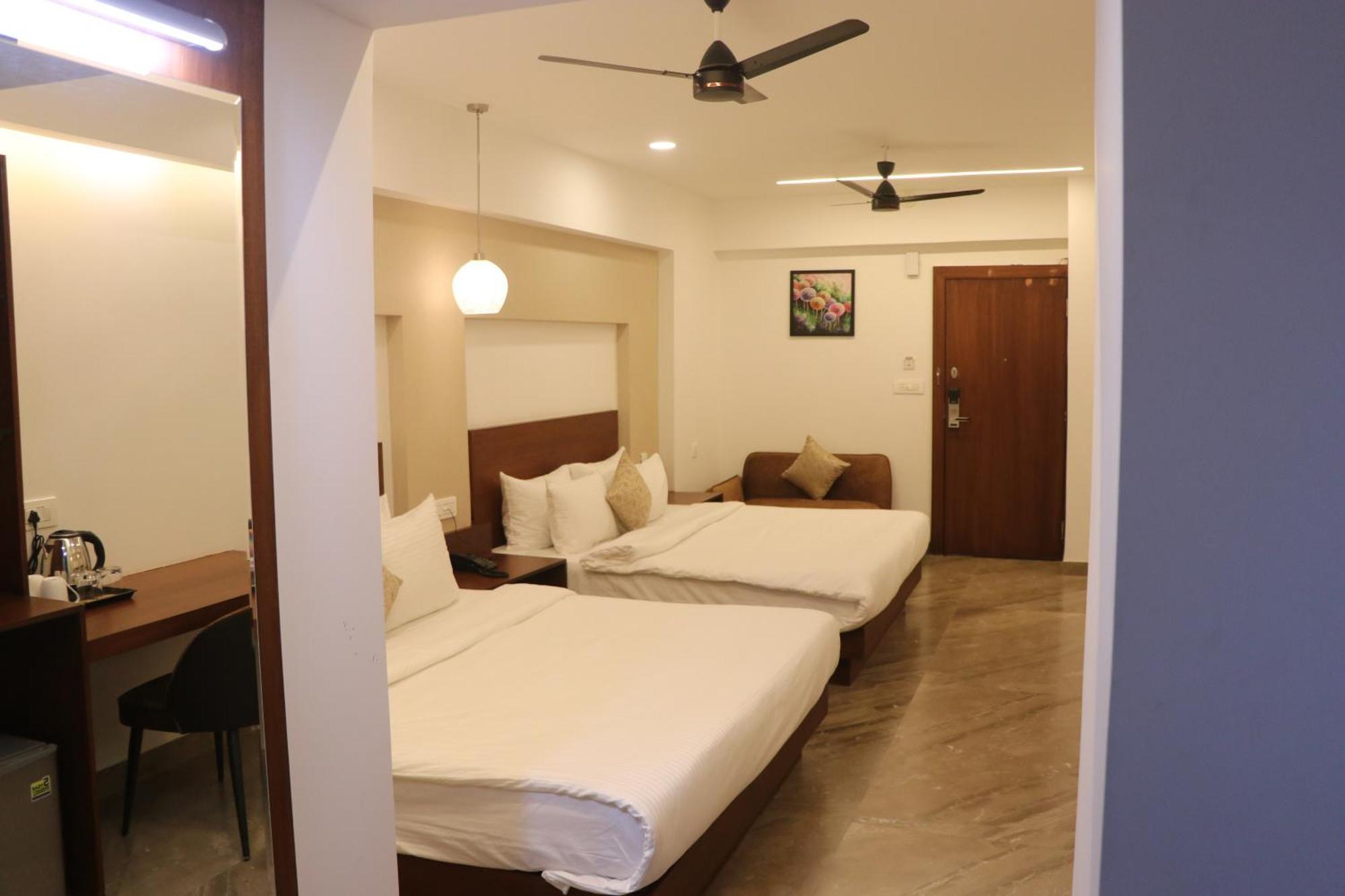 Hotel Kadamb Tree Jabalpur Εξωτερικό φωτογραφία