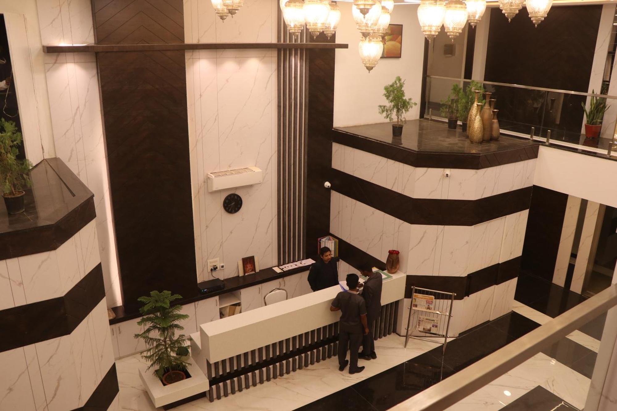 Hotel Kadamb Tree Jabalpur Εξωτερικό φωτογραφία