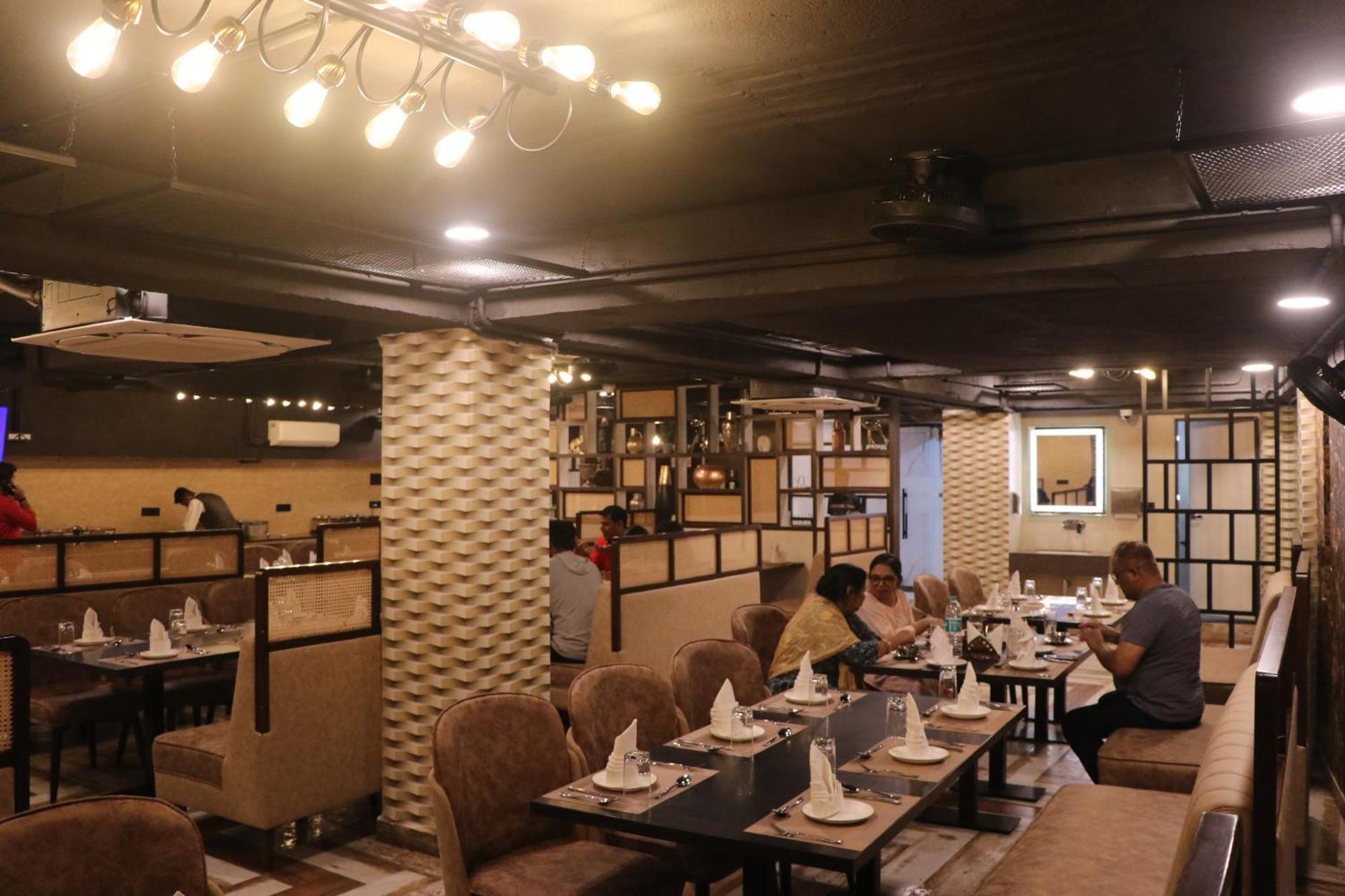 Hotel Kadamb Tree Jabalpur Εξωτερικό φωτογραφία